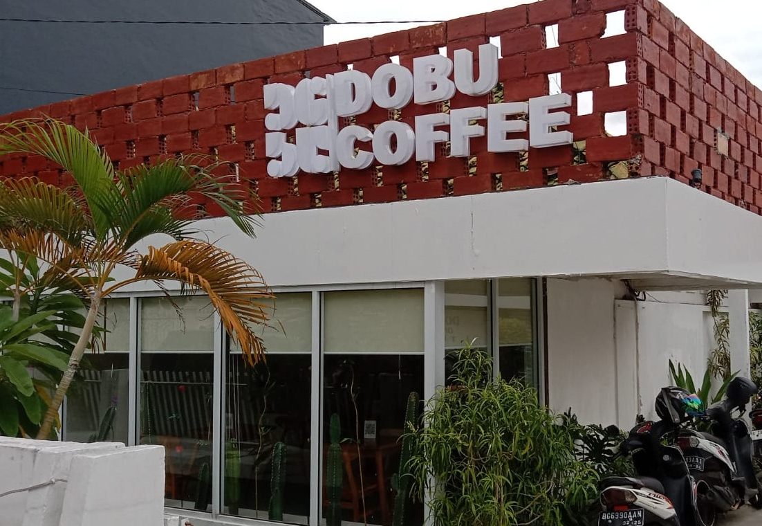 dobu cafe