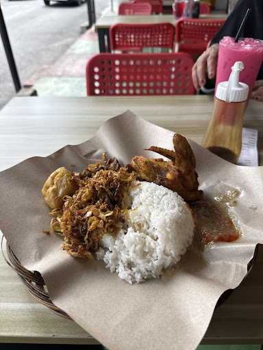 Ayam Gepuk Tok Mat Seremban Ayam Gepuk Tok Mat Seremban