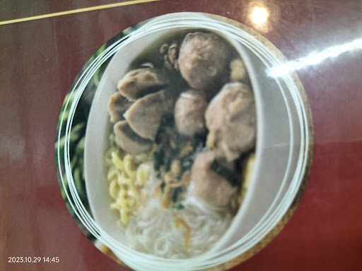 LAMAN BAKSO BESERAH