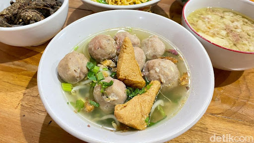 Bakso Mama Qโs Bakso Mama Qโs