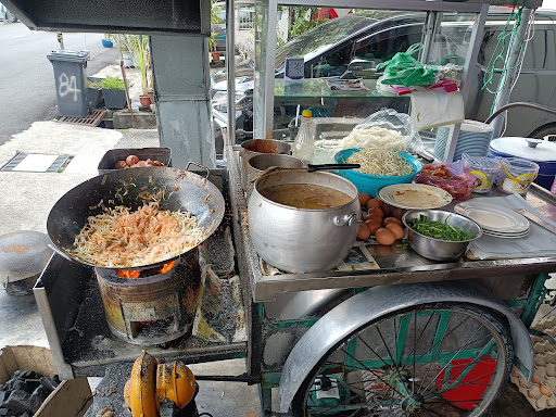 Charcoal Char Koay Teow