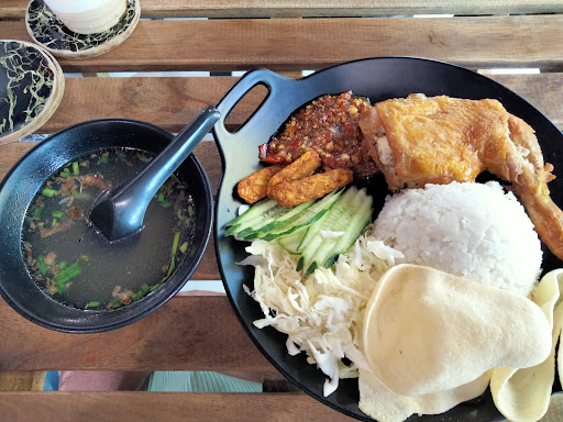 Ayam Gepuk Ganteng Ayam Gepuk Ganteng
