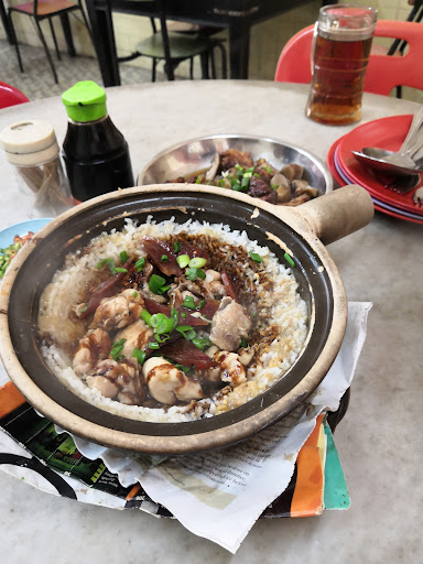 Chan Siew Heng Claypot Rice Chicken 陈少卿瓦煲鸡饭