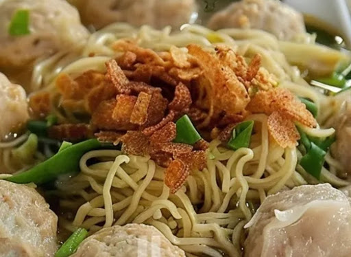 MAK INA BAKSO MAK INA BAKSO