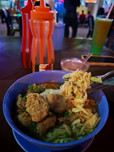Pok Loh Tomyam ( Bukit Permata, Jln Teluk Muroh, Lumut, Perak ) Pok Loh Tomyam ( Bukit Permata, Jln Teluk Muroh, Lumut, Perak )