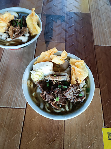 Mee Pangsit Sembulan Mee Pangsit Sembulan