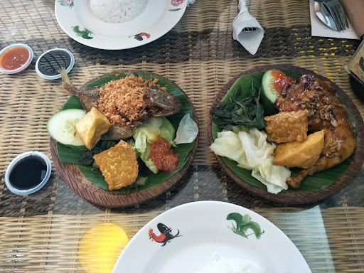 Restoran Ayam Penyet Ria