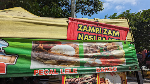 Zamri Zam - Ayam Penyet dan Bakso