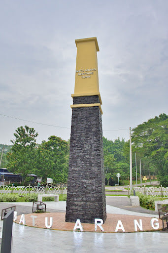 Batu Arang Heritage Town Column