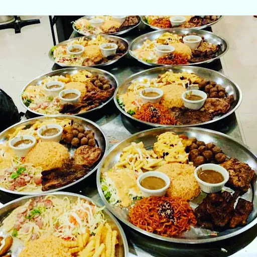 Azza Kitchen