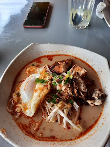 Medan Niaga Simpang Tiga