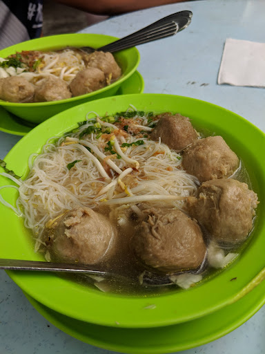 DAPUR BAWAH POKOK CAWANGAN 1 DAPUR BAWAH POKOK CAWANGAN 1