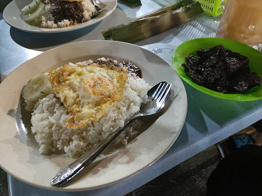 Restoran D'Puteh (Jus Buah Gelas Besar) Restoran D'Puteh (Jus Buah Gelas Besar)