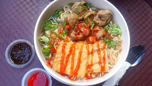 MEDAN SELERA DATARAN MAT RIAU