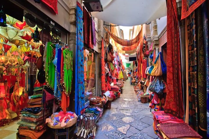 FAMOUS BAZAAR 1 famous bazaar