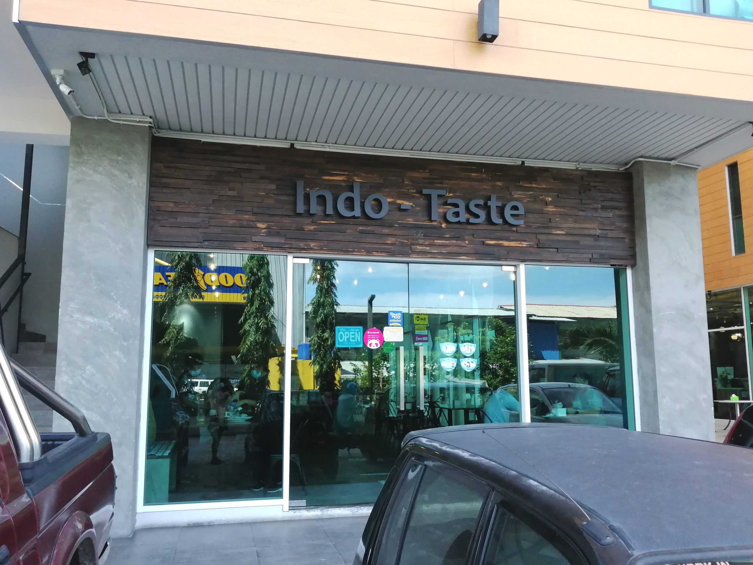 indotaste restaurant scaled