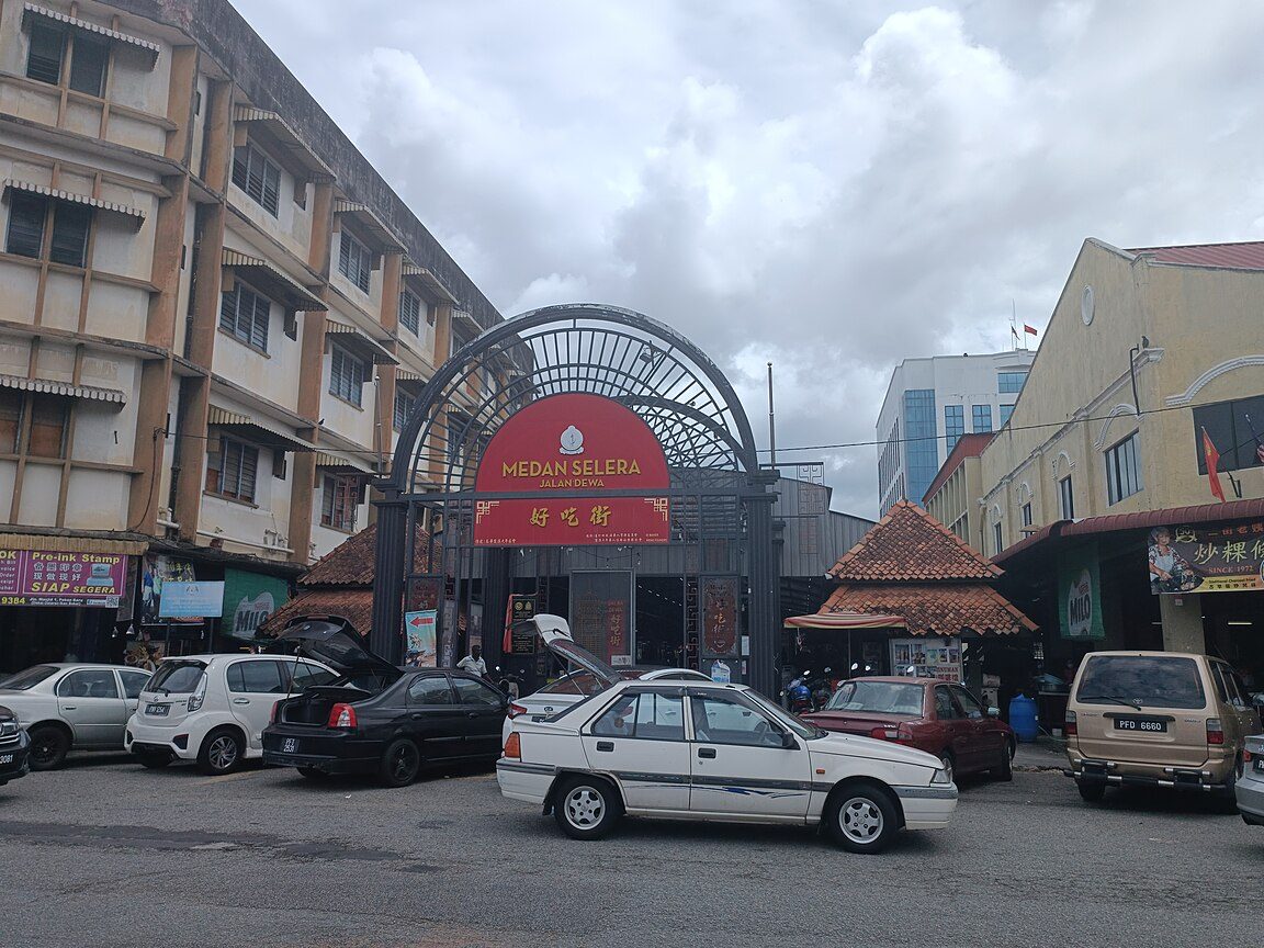 MEDAN SELERA TEBING SUNGAI BINTANGOR 1 medan selera tebing sungai bintangor