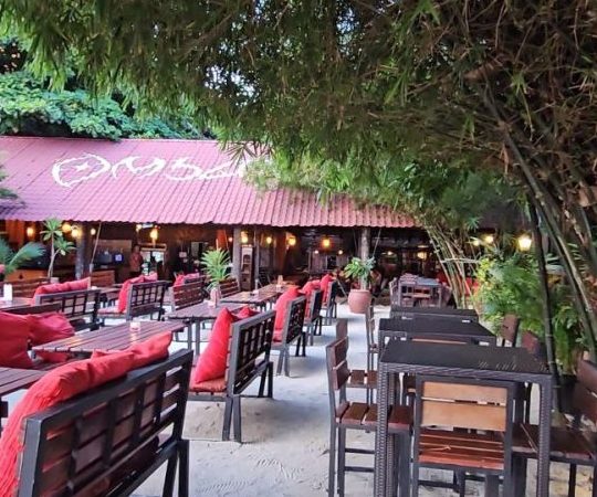restaurant dombak cafe
