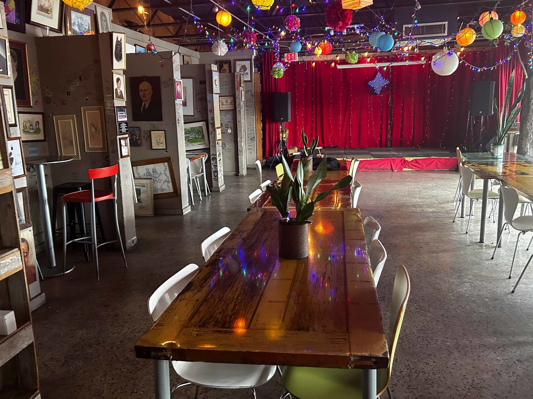 stardust cafe bistro
