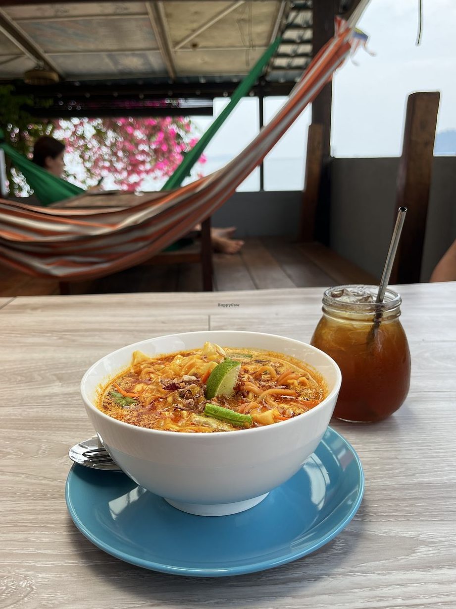 tioman cabana beach bistro