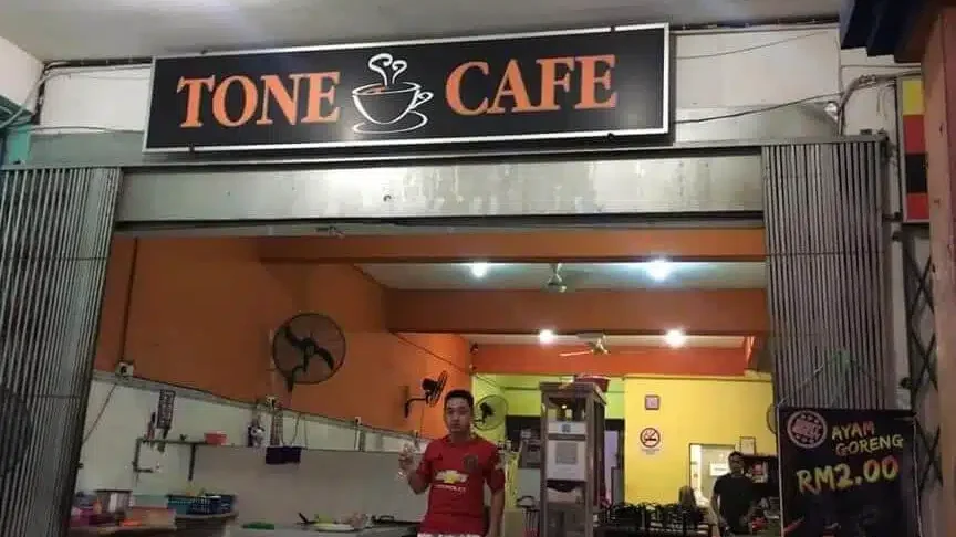 tone cafe mukah