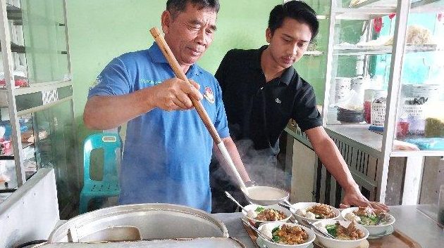 warung bakso idola lahad datu 1 warung bakso idola lahad datu