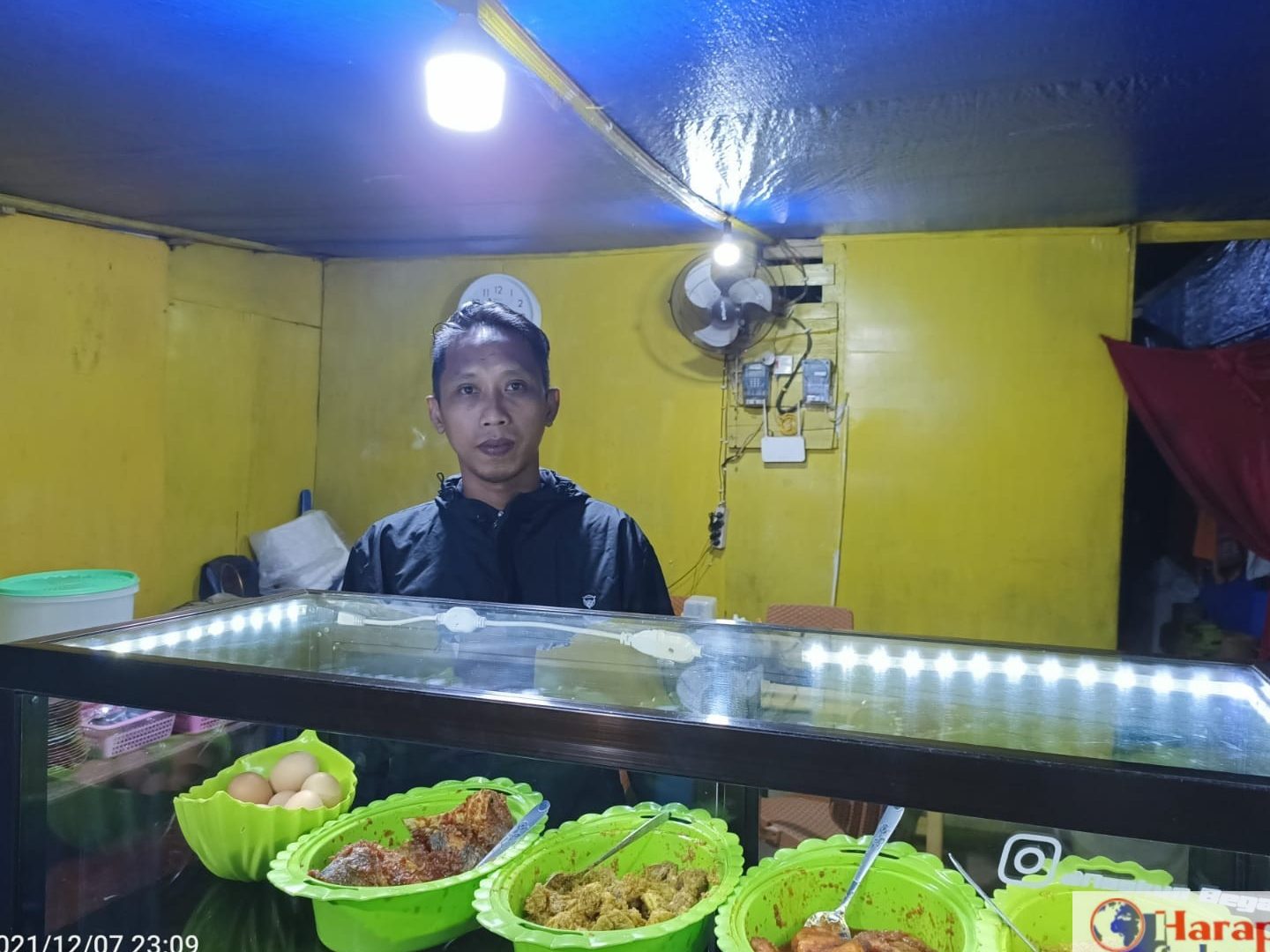 Warung Nasi Kuning 1 warung nasi kuning